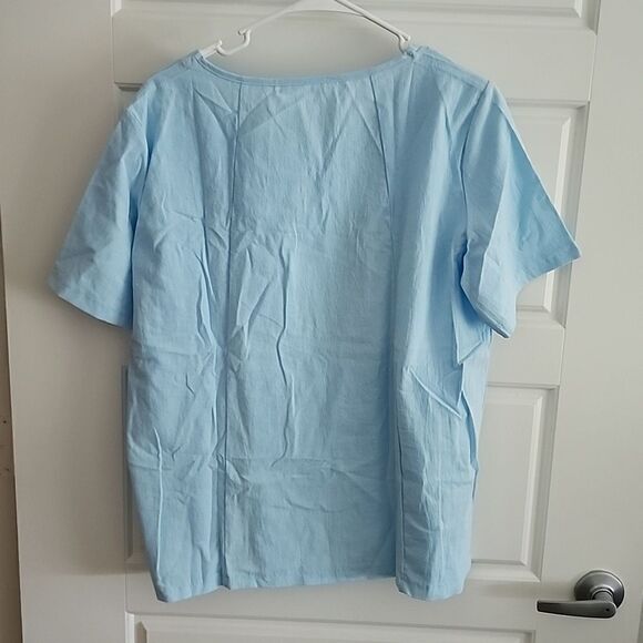 Light Blue Floral Print Blouse NWOT - Picture 3 of 3